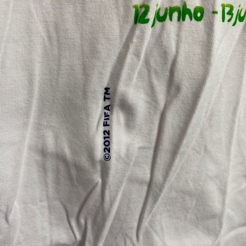 2014 FIFA World Cup Shirt Men's Size M White Copa do‎ Mundo da FIFA NWT - Picture 4 of 10